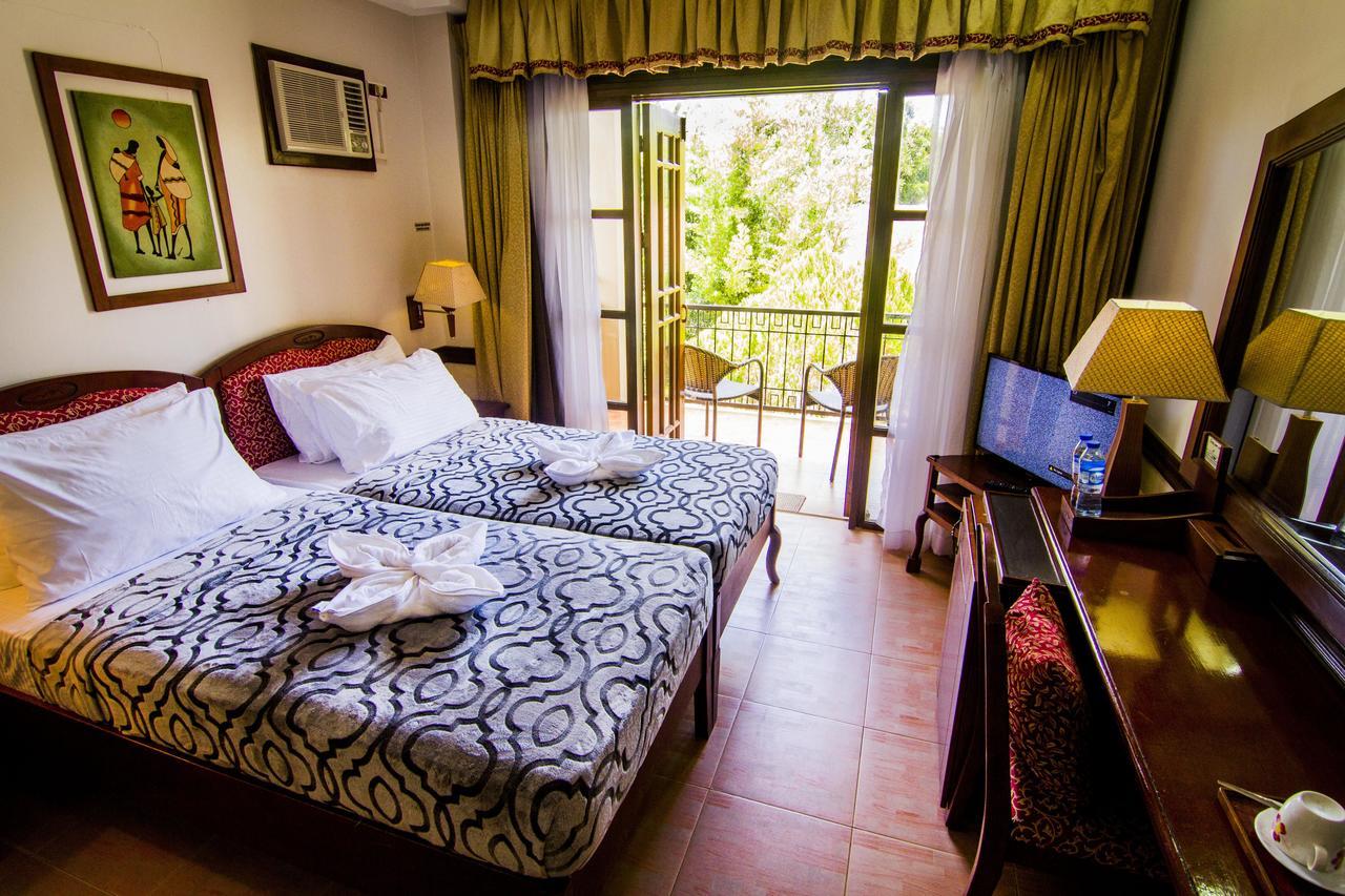G'S Grand Resort And Convention Center Panglao Exterior foto