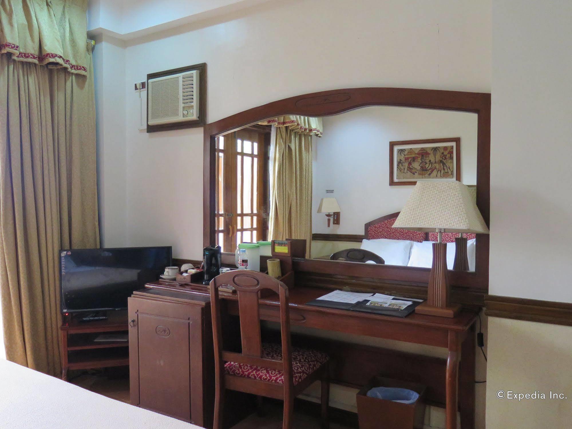 G'S Grand Resort And Convention Center Panglao Exterior foto
