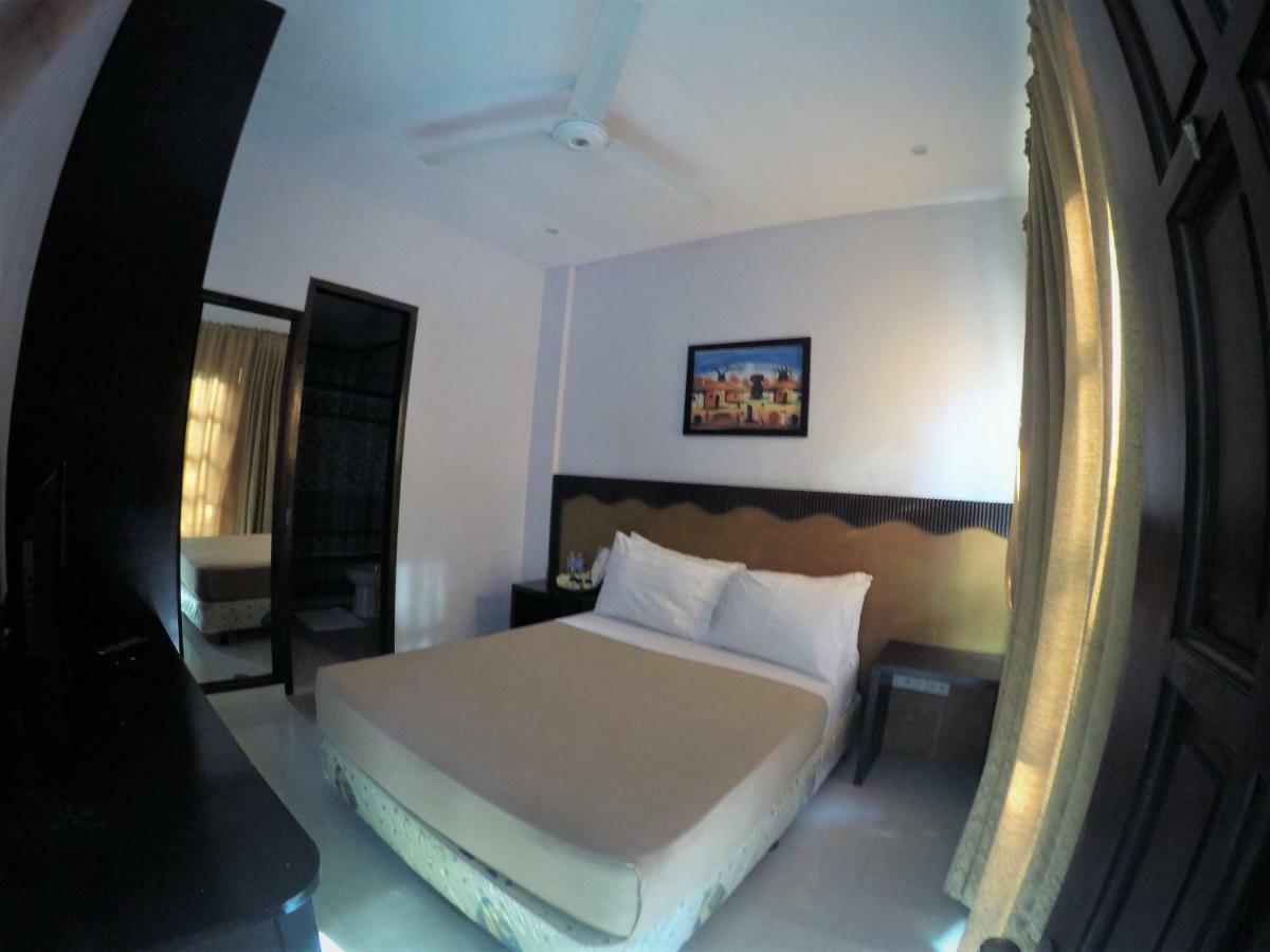 G'S Grand Resort And Convention Center Panglao Exterior foto